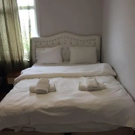 Apartment Star Life Bakirkoy Merkezi Nokta *